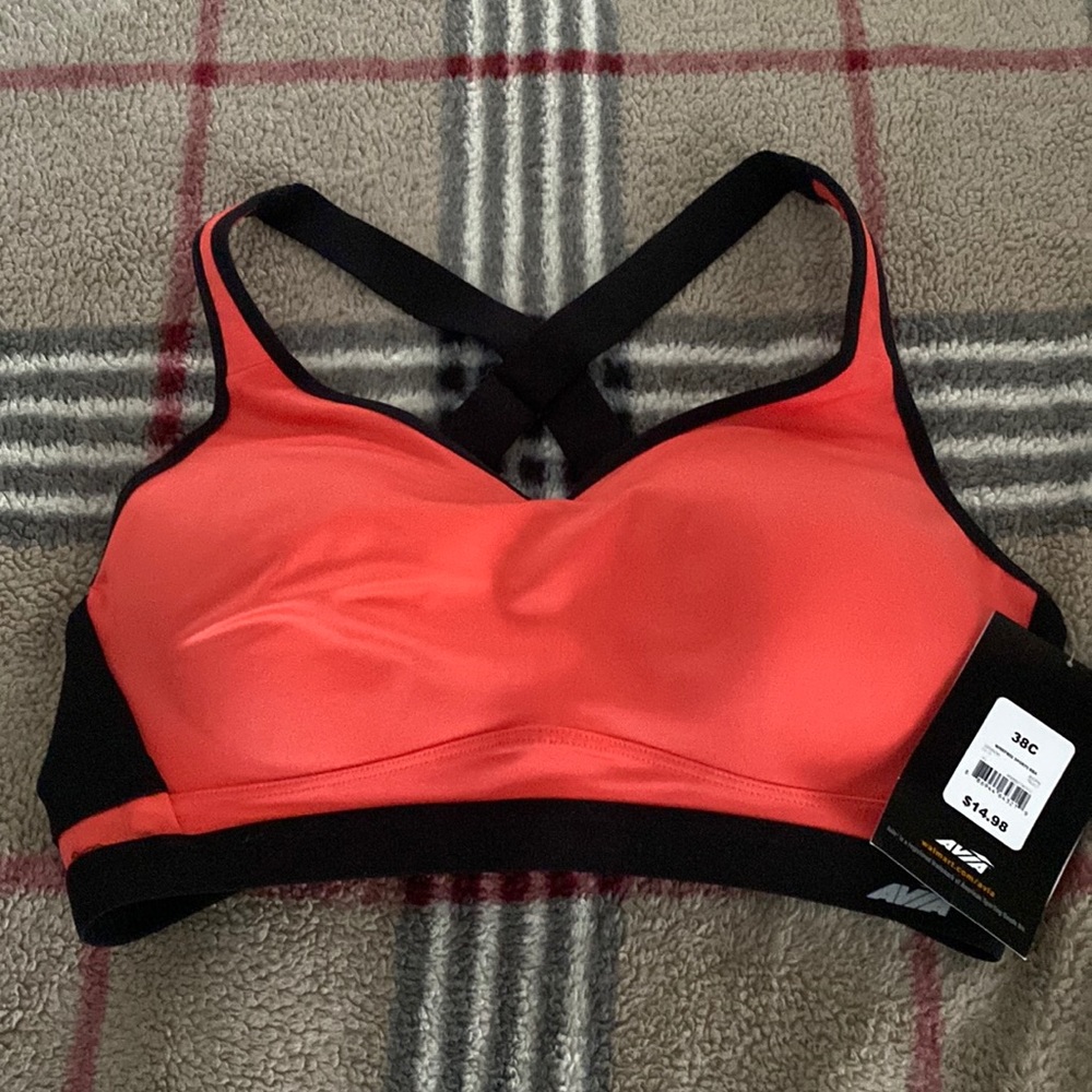 SPORTS BRA
